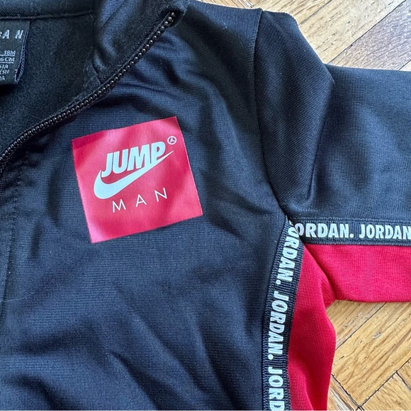 Jordan 18M Black & Red Zip Up Sports Jacket - Picture 5 of 5